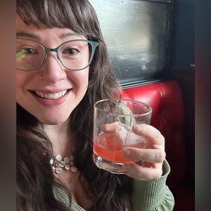 Meet your Posher, Theresa